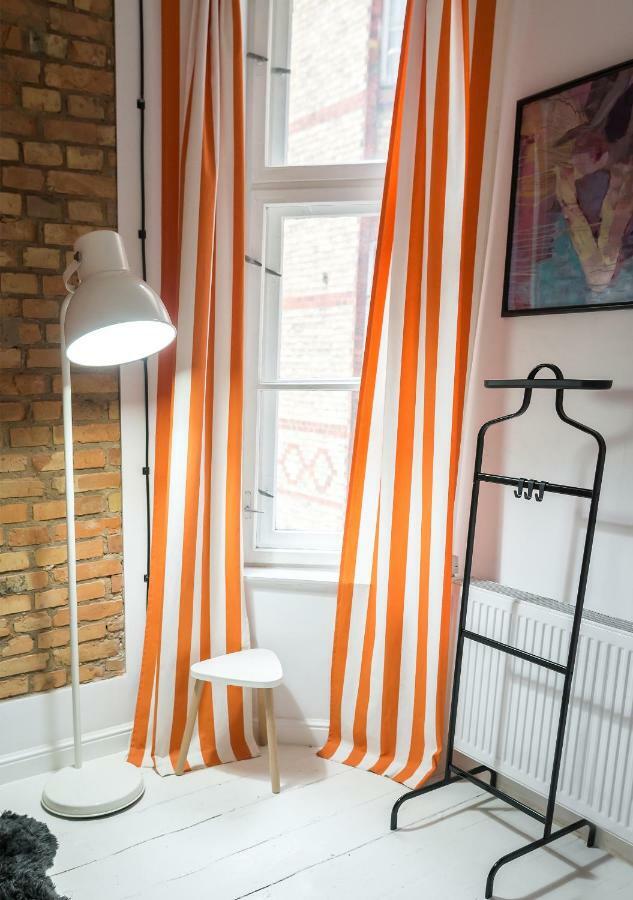 Loft Z Baldachimem Appartamento Poznań Esterno foto